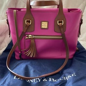 Pink Leather Dooney & Bourke Tote/Handbag
